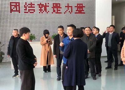 黨建引領(lǐng)構(gòu)筑和諧勞動(dòng)關(guān)系